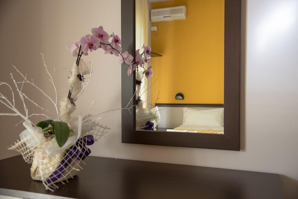 Hotel Mirage Беллария-Иджеа-Марина Экстерьер фото