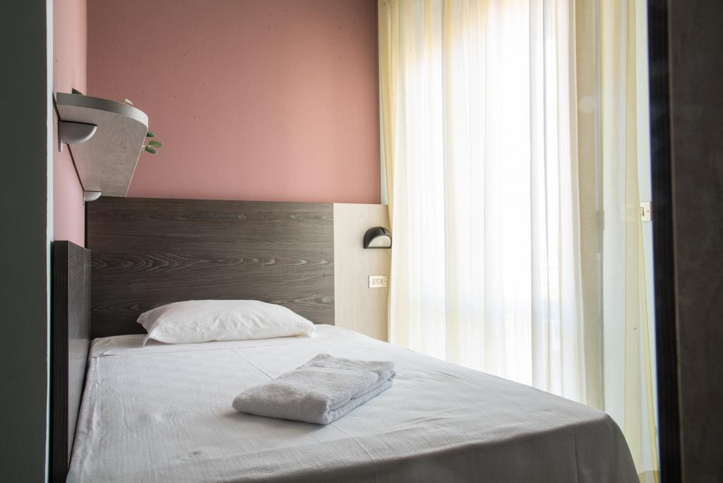 Hotel Mirage Беллария-Иджеа-Марина Экстерьер фото