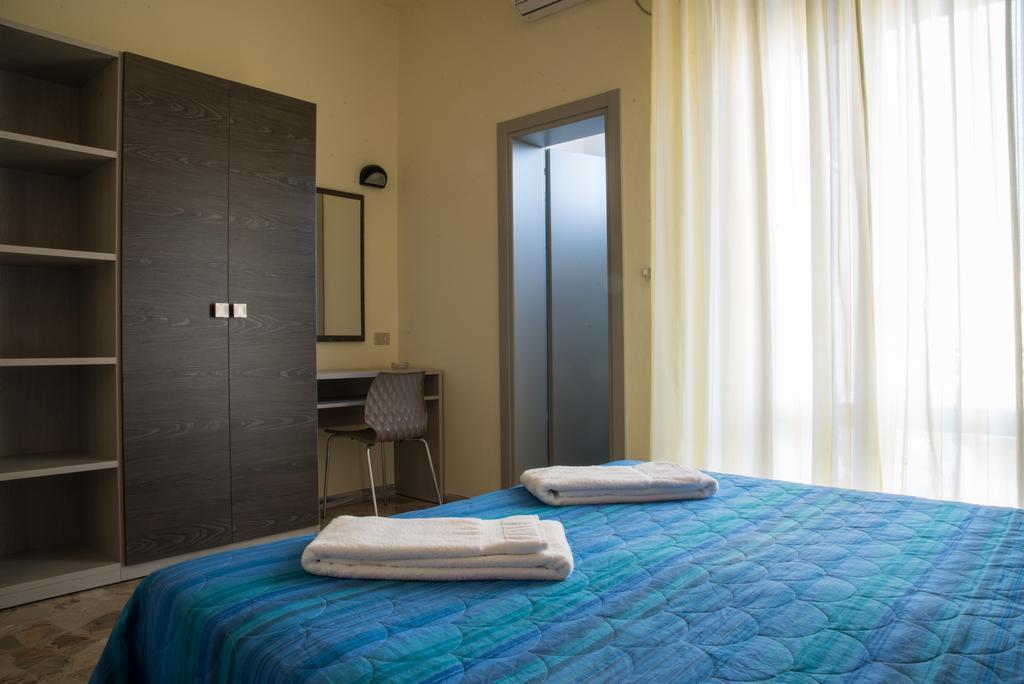 Hotel Mirage Беллария-Иджеа-Марина Экстерьер фото