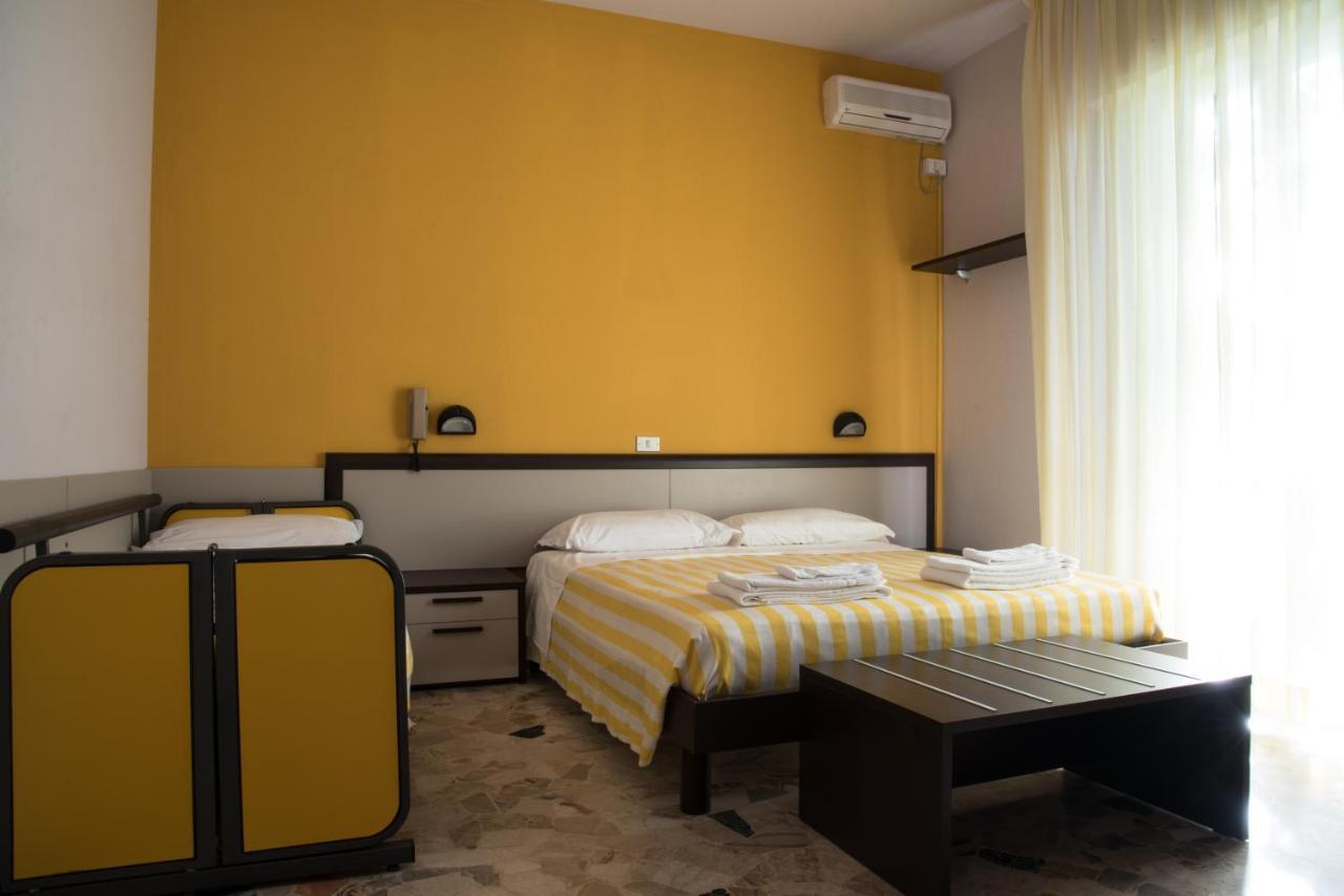Hotel Mirage Беллария-Иджеа-Марина Номер фото